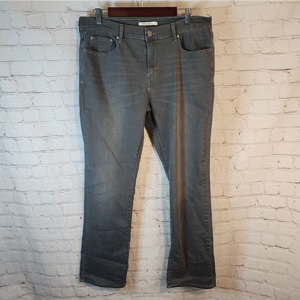 Levi's 505 "Straight" jeans, size 32